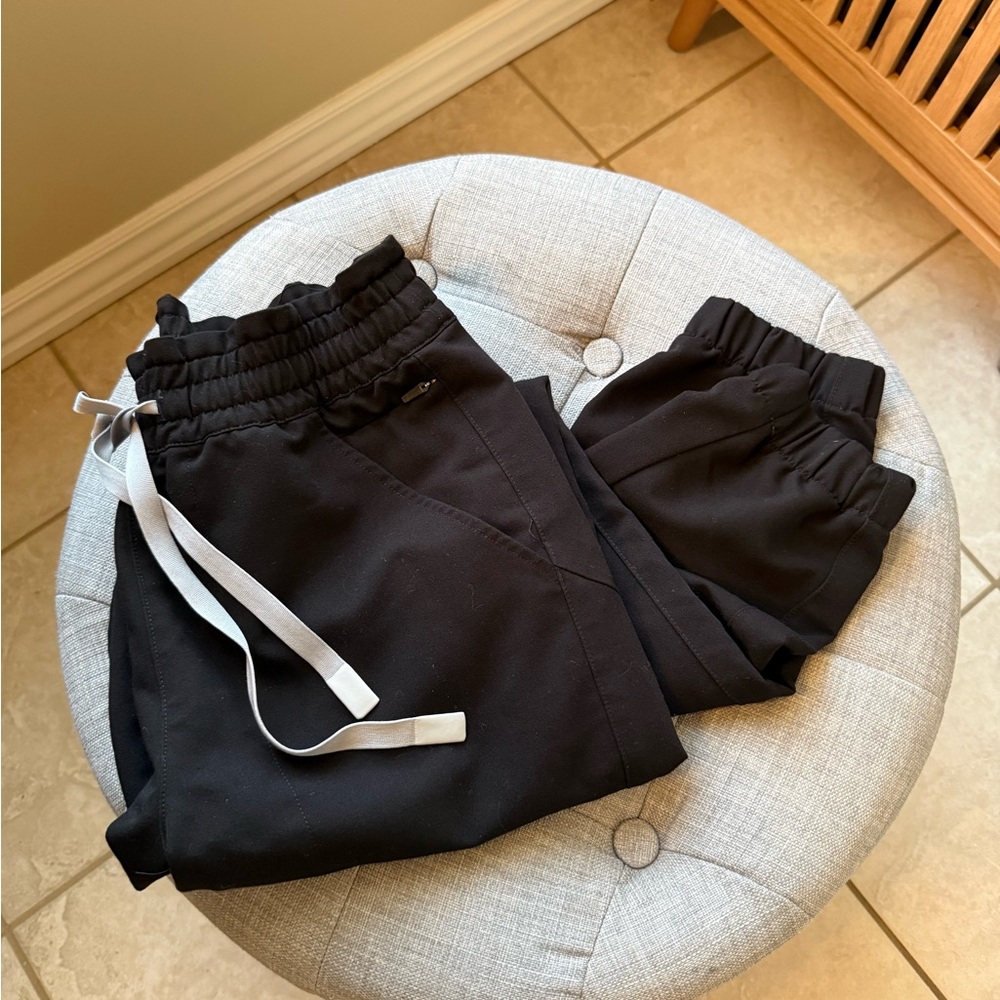 FIGS Regina High Waist Scrub Joggers, XS - Picture 4 of 5